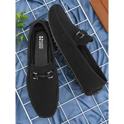 HERE&NOW Men Synthetic Leather Slip-On Sneakers
