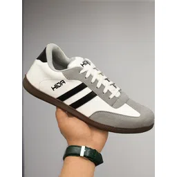 HIDA Men Training or Gym Non-Marking Shoes