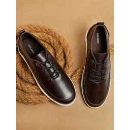 HIGHLANDER Men Lace-Up Sneakers