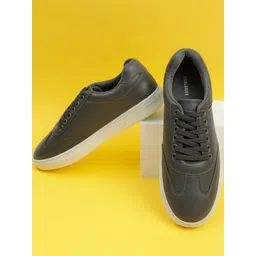 HIGHLANDER Men PU Lace-Up Sneakers