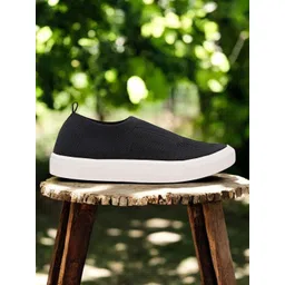 HIROLAS Men Contrast Sole Sneakers