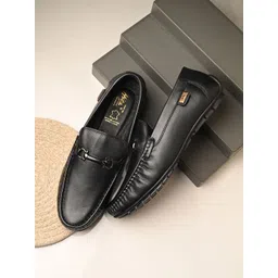 Hitz Men Leather Slip-On Sneakers