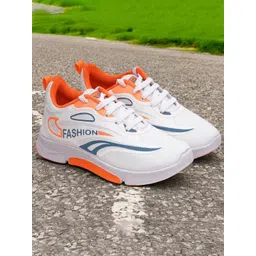 HOTSTYLE Men Colourblocked Sneakers