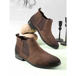 House of Pataudi Men Round Toe Comfortable Chelsea Boots