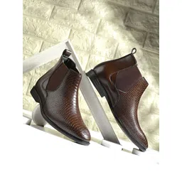 House of Pataudi Men Textured Lightweight Soft Cushioned Footbed Chelsea Boots