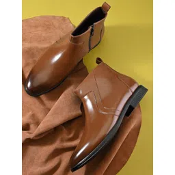 House of Pataudi Round Toe Leather Chelsea Boots