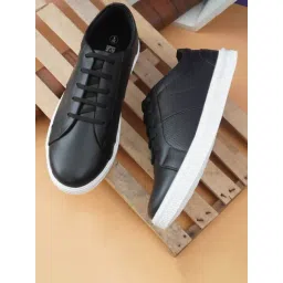 Hoversoul Men's Fiera Black Sneakers