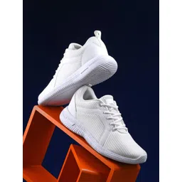 HRX by Hrithik Roshan Men Textured Running Shoes