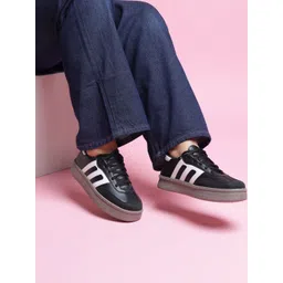 HRX by Hrithik Roshan Women Colourblocked Sneakers