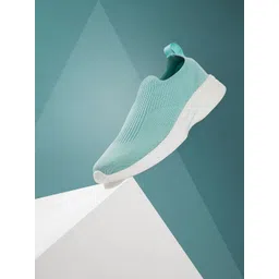 HRX by Hrithik Roshan Women Woven Design Go-Lite Walking Shoes