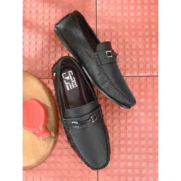 Hundo P Men Blue Slip-On Sneakers