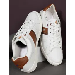 Hush Puppies Men Textured Lace-Ups Sneakers