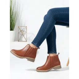 ICONICS Women Round Toe Zip Winter Boots