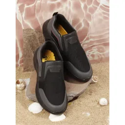 ID Men's Black Casual Sneakers