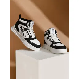 IMPAKTO Men Colourblocked Round Toe Lace-Ups Sneakers