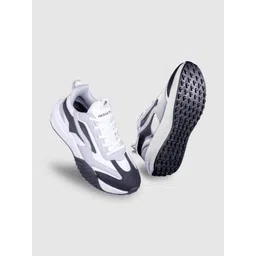 IMPAKTO Men Colourblocked Suede Sneakers