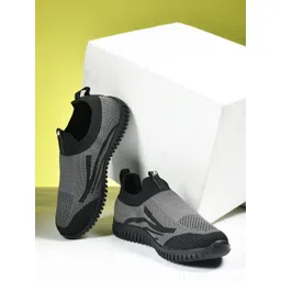 IMPAKTO Men Grey Mesh Running Shoes