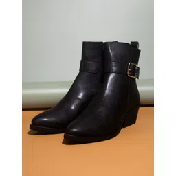 Inc 5 Women Buckle Detail Block Heeled Mid-Top Regular Boots