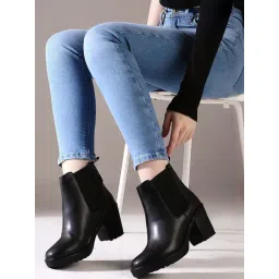 Inc.5 Women's Black Chelsea Boots