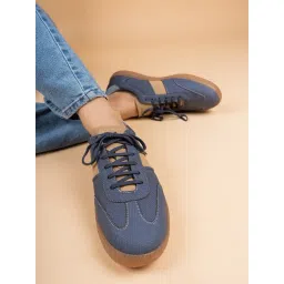 Inc.5 Women's Blue Sneakers