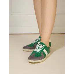 Inc.5 Women's Green Casual Sneakers