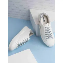 Inc.5 Women's White Sneakers