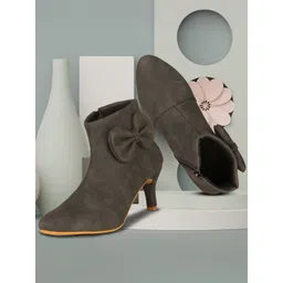 Ishransh High Ankle Boots