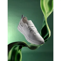 Jack & Jones Men JFWONLUS24 TRIVAGO Textured Slip-On Sneakers