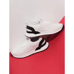 Jack & Jones Men Striped Slip-On Sneakers