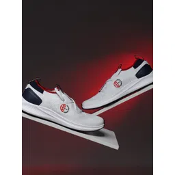 Jack & Jones Men Textured Mesh Memory Foam Insole Sneakers