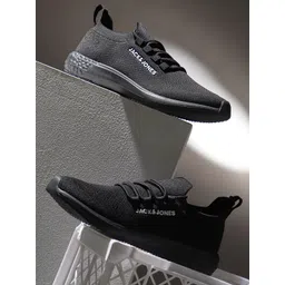 Jack & Jones Men Textured Sneakers