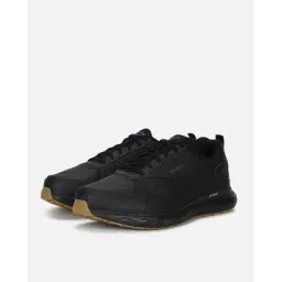 Jetblast Safari Low-Top Running Shoes