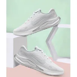 Journey Run Running Shoes For Women