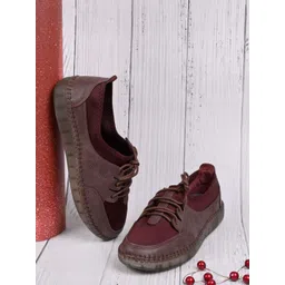 Jove Women Perforations PU Slip-On Sneakers