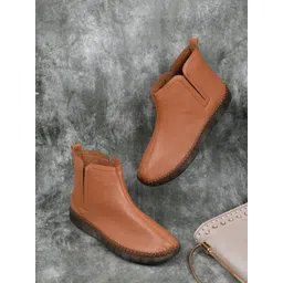 Jove Women Textured Platform Heeled Chelsea Boots