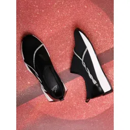 Jove Women's Black Casual Sneakers