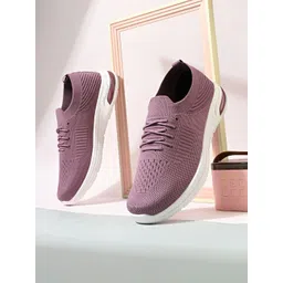 K Footlance Women Textured Sneakers