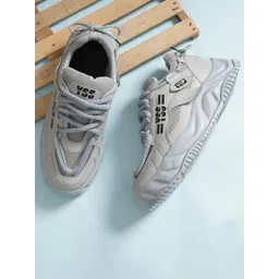 kadak collection Men Round Toe Textured Sneakers