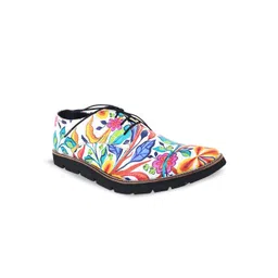 Kanvas Men Printed Slip-On Sneakers
