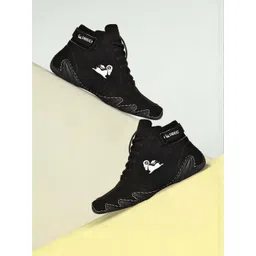 Kerzl Men Synthetic Sneakers