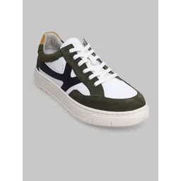 Kickers Men Leather Sneakers