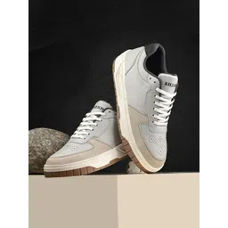 Killer Men Colourblocked Sneakers