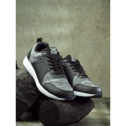 Killer Men Mesh Running Non-Marking Shoes