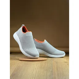 Killer Men Running Non-Marking Shoes