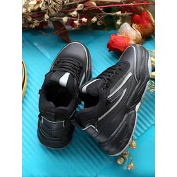 Killer Women Sneakers