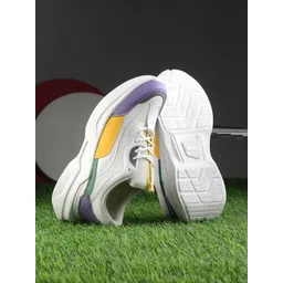 knoos Women Colourblocked Water Repellent Upper Sneakers