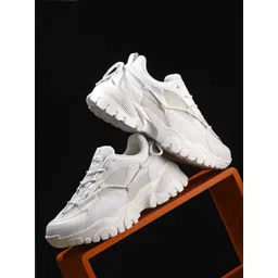 knoos Women Perforations Lightweight Sneakers