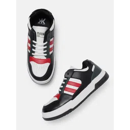 Kook N Keech Men Colourblocked Sneakers