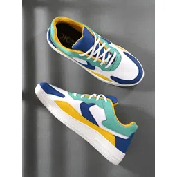 Kook N Keech Men White & Sea Green Colourblocked Comfort Insole Contrast Sole Sneakers