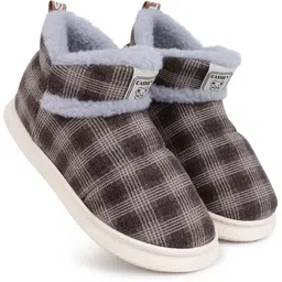 Latest Comfortable Indoor/Outdoor Winter Snow Shoes For Women's Boots For Women